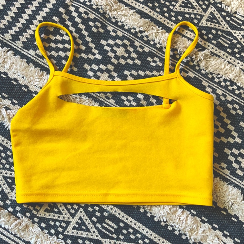 XS